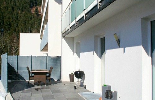 See Apartamento | Hermoso apartamento para 4 personas con WIFI, TV, terraza, mascotas permitida y aparcamiento