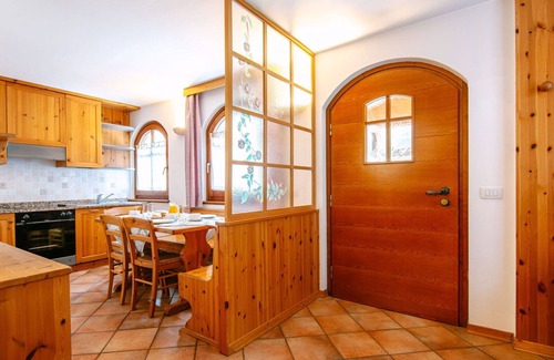 Fontanazzo Apartamento | Hermoso apartamento para 6 personas con WIFI, TV y aparcamiento