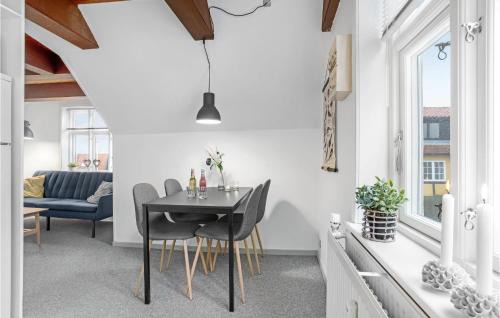 Sandvig Apartamento | Lovely Apartment In Allinge With Wifi