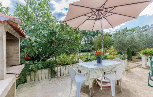Gostinjac Apartamento | Lovely Apartment In Dobrinj With Wifi