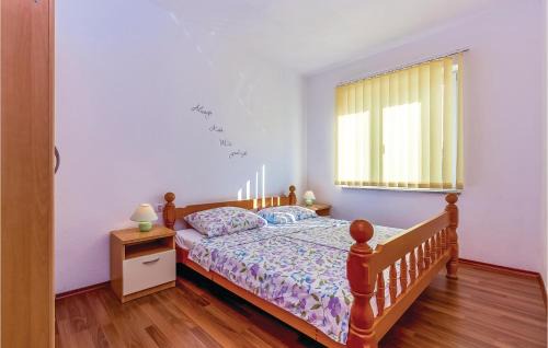 Gostinjac Apartamento | Lovely Apartment In Dobrinj With Wifi