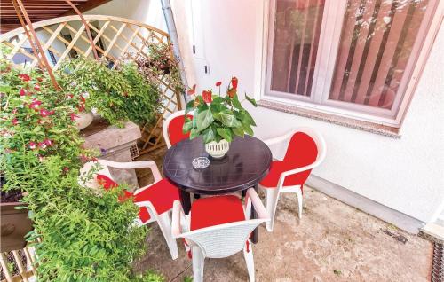 Gostinjac Apartamento | Lovely Apartment In Dobrinj With Wifi