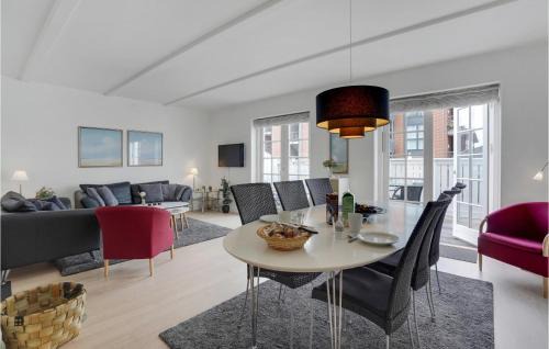 Grasten Apartamento | Lovely Apartment In Gråsten With Sauna