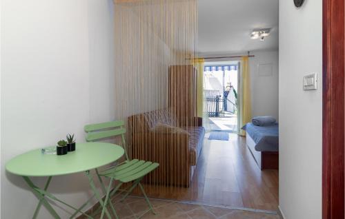 Jadranovo Apartamento | Lovely Apartment In Jadranovo With Wifi