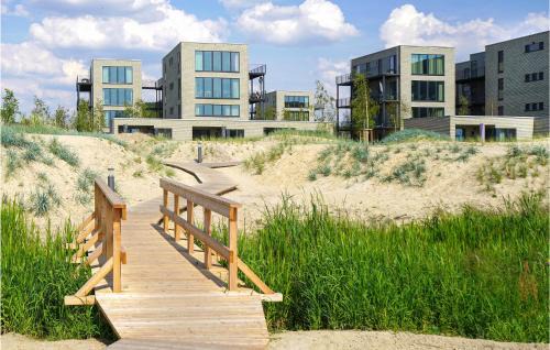 Lembruch Apartamento | Lovely Apartment In Lembruchdümmer See