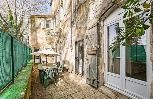 Costieres Apartamento | Precioso apartamento en Nimes con WiFi