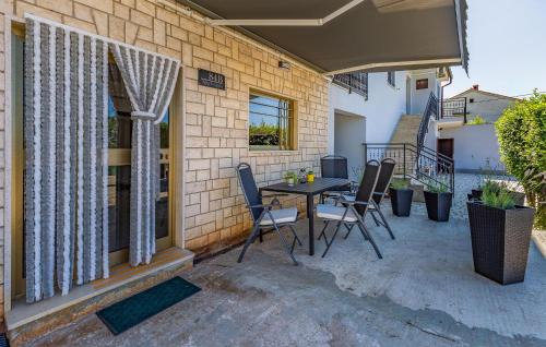 Mali Vareski Apartamento | Lovely Apartment In Peruski