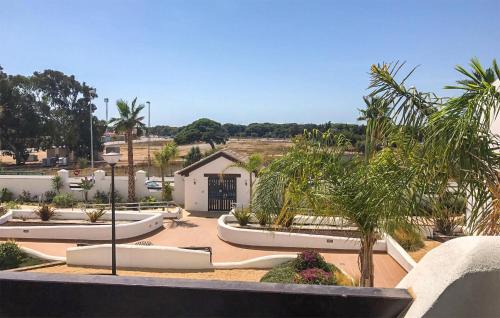 Rota Apartamento | Lovely Apartment In Rota With Wifi