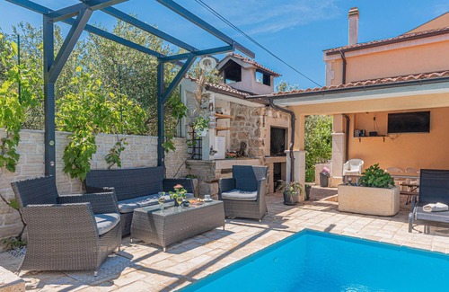 Brodarica Apartamento | Precioso apartamento en Sibenik con.