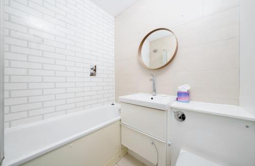 Victoria Apartamento | Lovely Apartment in Victoria Park Village