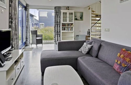 Anjum Casa | Acogedor apartamento en villa para 6 personas con WIFI, TV, mascotas permitida y aparcamiento