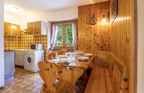 Campodolcino Apartamento | Precioso apartamento para 6 personas con WIFI, TV, terraza y aparcamiento