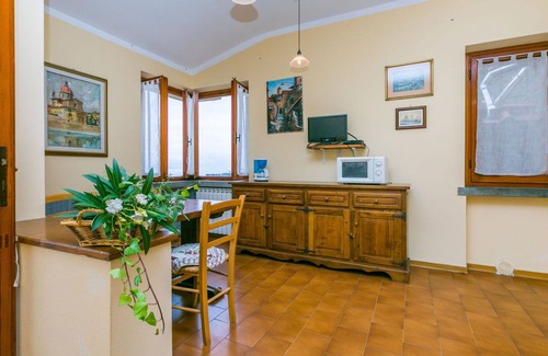 San Baronto Apartamento | Lovely apartment for 2 people with WIFI, pool, TV, terrace, pets allowed, panoramic view and par.