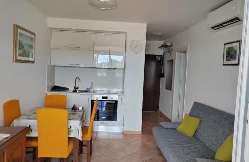 Cervar Porat Apartamento | Lovely apartment near the beach with a sea view