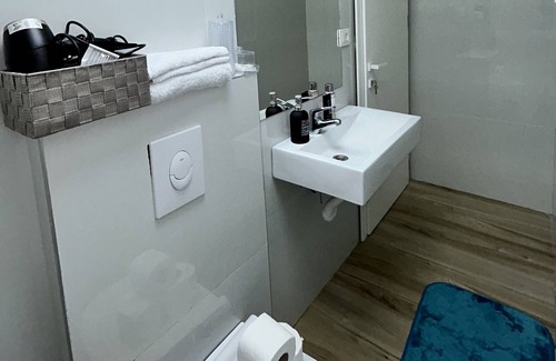 Tirana Apartamento | Lovely Apartment near Tirana Lake