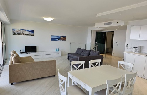 Menton Apartamento | La casa azul, precioso apartamento en la Costa Azul para 6 personas