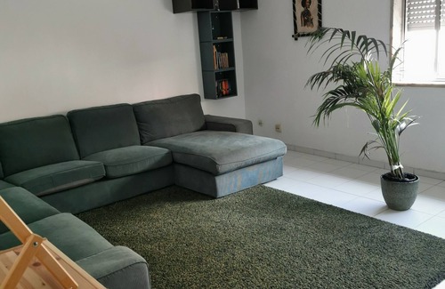 Sacavem Apartamento | Lovely Apartment - Shared Spaces. 10 minutes drive from Lisbon Airport.