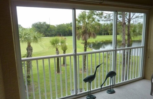 Braden River Condominio | Precioso apartamento con garaje en Tara Preserve. Golf, Wifi, TV por cable HDTV.