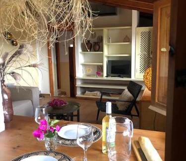 Fustera Apartamento | Lovely Appartment 'Solana' with big garden, nice pool