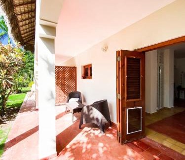 Las Terrenas Apartamento | Lovely Beach Apartment in Tranquil Playa Bonita