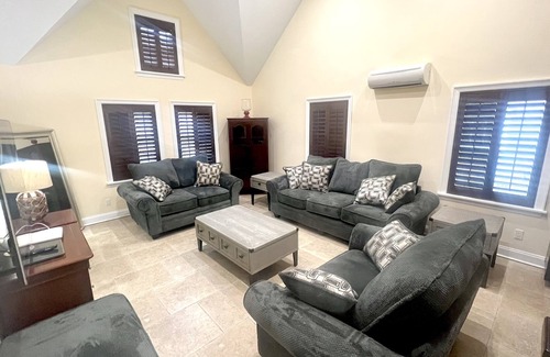 Lido Beach Cabaña | Lovely Beachside Cottage in Lido Dunes