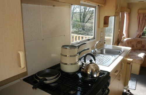 Pontypool Casa | Preciosa caravana de vacaciones Bk Calypso Bluebird con 6 literas