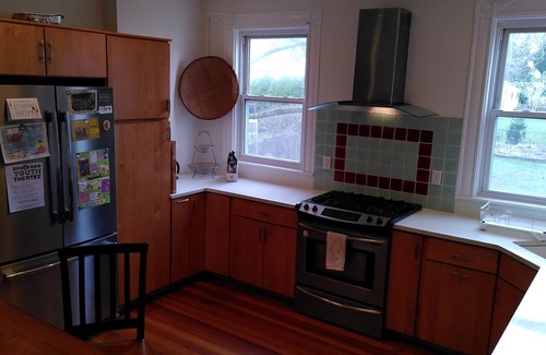 Arlington Apartamento | Lovely, bright 2-BR in historic Arlington