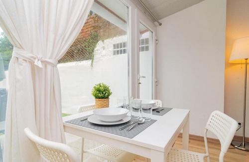 Santa Engracia Apartamento | Lovely & Bright Family Flat W/Patio