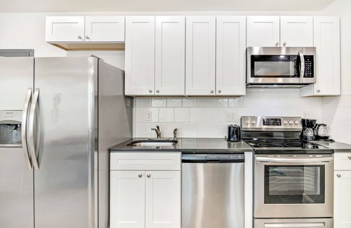 Fairmount Condominio | Lovely, Bright, Spacious 1 BD near Temple/ The MET/w elevator