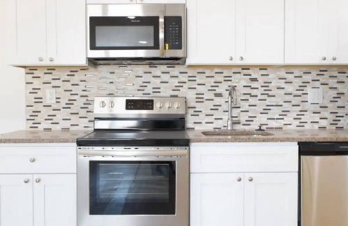 Fairmount Condominio | Lovely, Bright, Spacious 1 BD near Temple/ The MET/w elevator