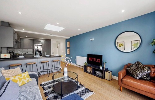 Hanham Apartamento | Lovely Bristol Gem - Sleeps 22