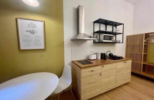 Lagymanyos Apartamento | Lovely Buda Studios