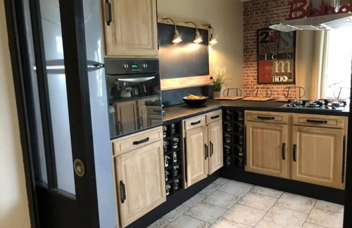 Saint-Vallier-de-Thiey Casa | Lovely character house rated 4 stars on Airbnb since 2019
