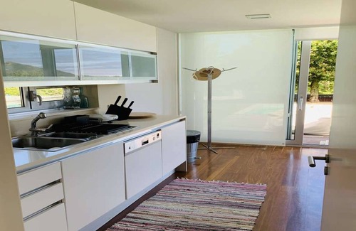 Vilarelho Villa | Lovely Caminha Villa | 3 Bedrooms | Villa Lilac | Private Pool & Beautiful Views | Viana do Castelo