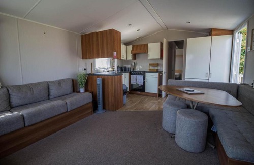 Felixstowe Otro | Lovely caravan with free WiFi and decking at Suffolk Sands Park ref 45031B