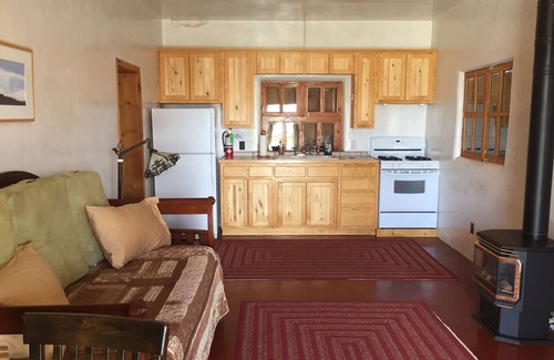 Truchas Casa | Habitaciones en la Casita - Hermosas vistas y serenidad del norte de Nuevo México