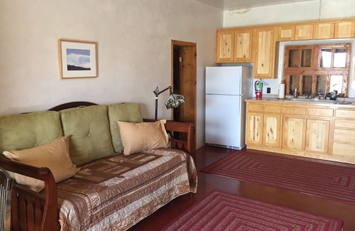 Truchas Casa | Habitaciones en la Casita - Hermosas vistas y serenidad del norte de Nuevo México