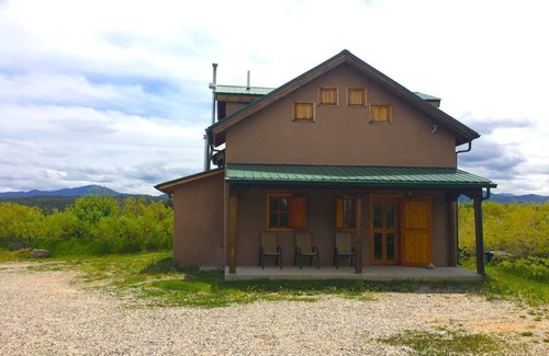 Truchas Casa | Habitaciones en la Casita - Hermosas vistas y serenidad del norte de Nuevo México