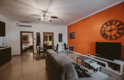 Tal-Ghoqod Apartamento | Lovely, central 2BR home, just off St Julians w/AC by 360 Estates