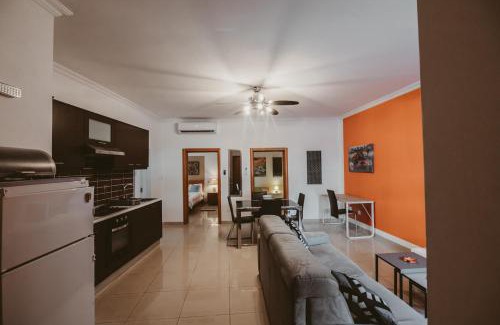 Tal-Ghoqod Apartamento | Lovely, central 2BR home, just off St Julians w/AC by 360 Estates
