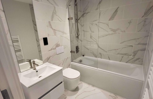 Bordesley Apartamento | Lovely Central Birmingham 1 Bed Apartment