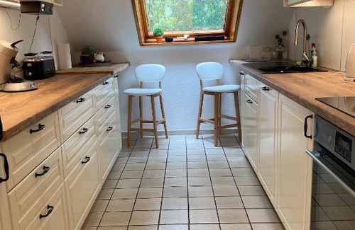 Bad Wilhelmshoehe Apartamento | Lovely Central Located- Train, Restaurants & Spa