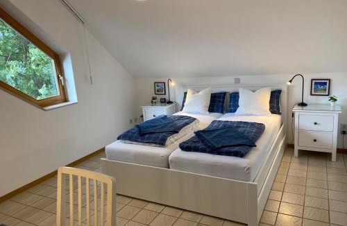 Bad Wilhelmshoehe Apartamento | Lovely Central Located- Train, Restaurants & Spa