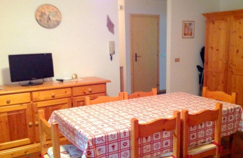 Pera Chalet De Esquí | Lovely Chalet in Pozza di Fassa with Garden