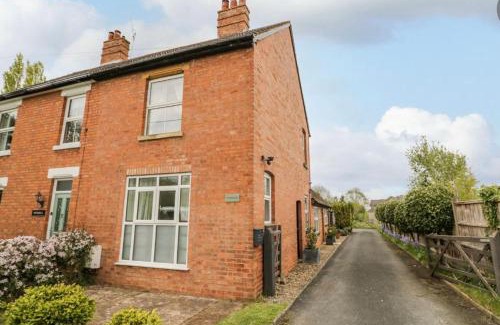 Lower Wick Casa | Lovely Comfortable 3 Bed Home, near Worcester