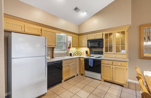 Branson West Condominio | Lovely Condo in a Gorgeous, Gated Community near Silver Dollar City