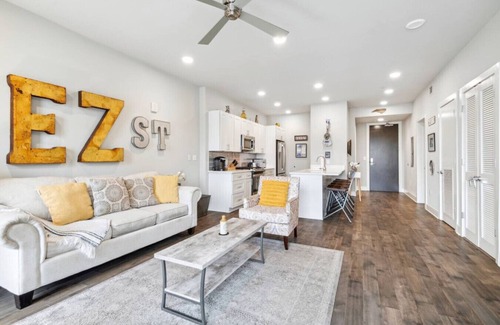 Saint Claude Condominio | Lovely Condo in the Bywater. Great Nola Location!