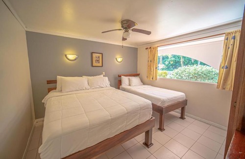 Damas Apartamento | Lovely Condo near monkey habitat and beach