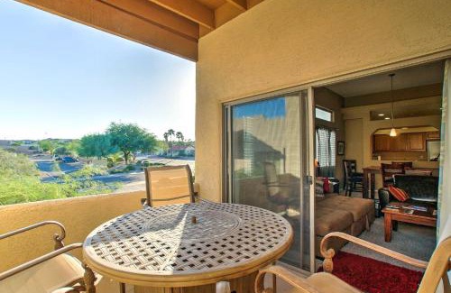 Fountain Hills Apartamento | Lovely Condo with Balcony Less Than 3 Miles to Parks and Golf!