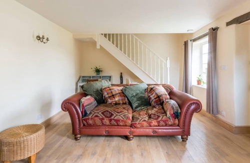 Tetbury Cabaña | Lovely Cosy Stone Cottage in Tetbury, Cotswolds